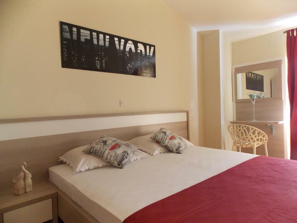 Apartmani Adriatic Ana Novalja Værelse billede